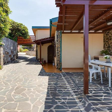 La Terrazza Sul Mare Villa Magomadas Екстериор снимка